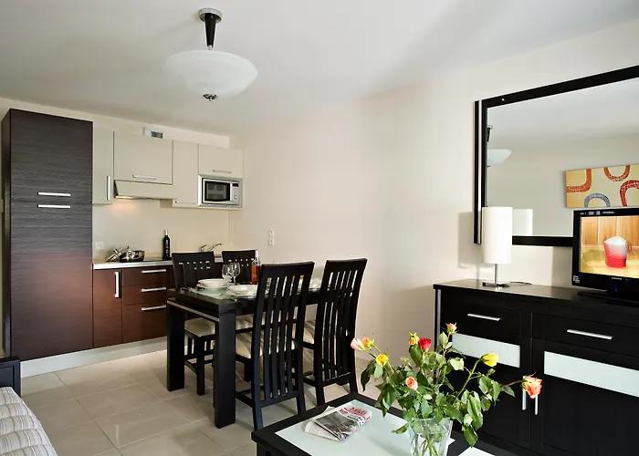 Vacanceole - Residence Carre Marine